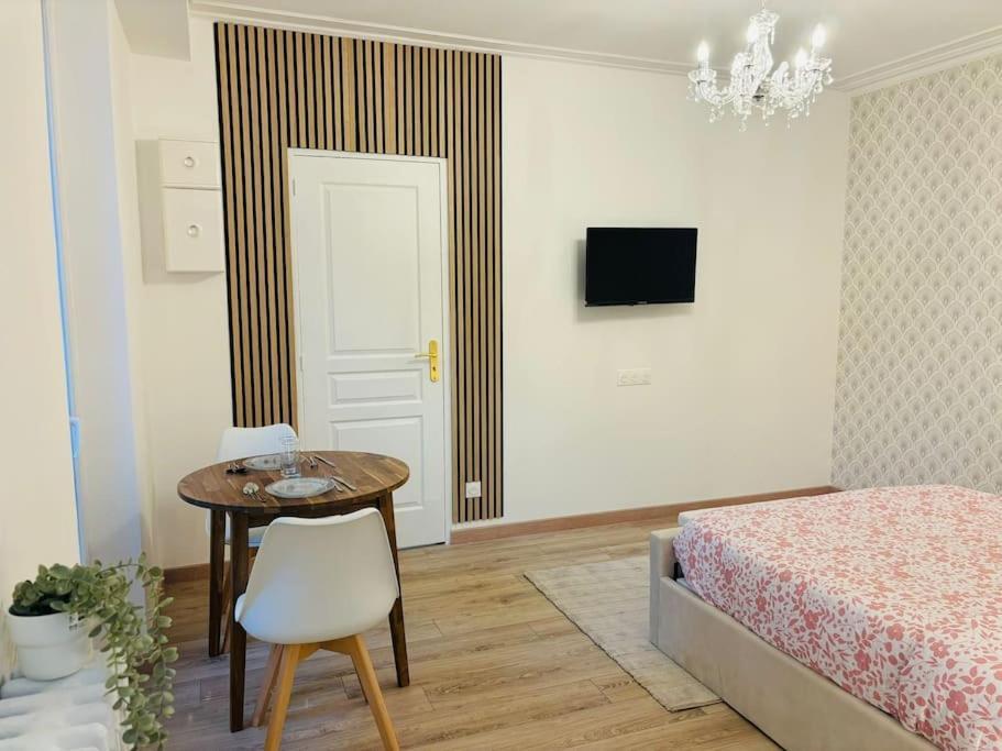 Le Royal, Proche Paris & Disney Noisy-le-Grand Buitenkant foto